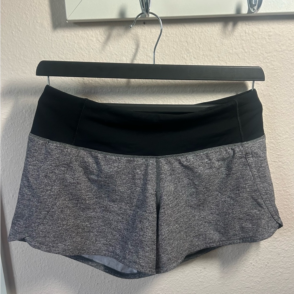 Women’s heather grey lululemon speed up shorts